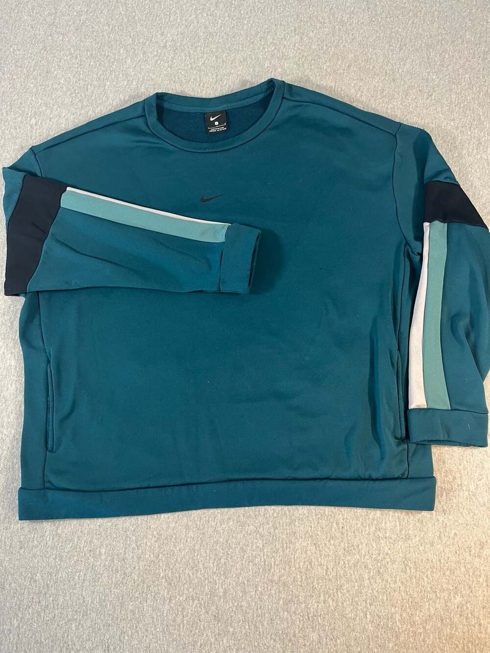Nike Teal/Black Striped Therma Crewneck Sweatshirt Men’s L